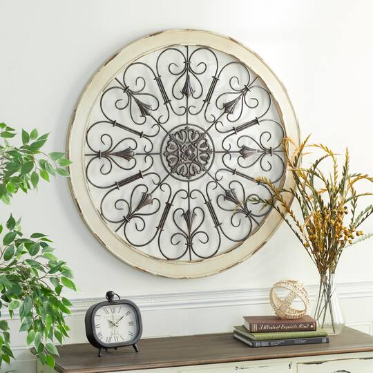 Cream & Brown Metal & Wood Round Wall Décor